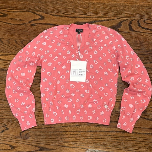 Chanel Sweater From the Cruise 2023 Collection by Karl Lagerfeld Size FR 34 - Picture 8 of 15